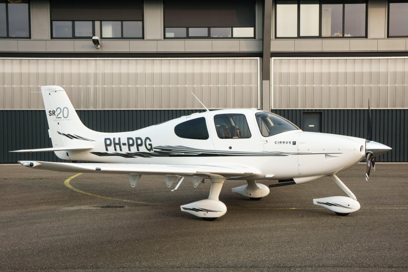 Cirrus sr20 g2