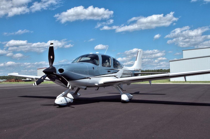 Cirrus sr22 g6