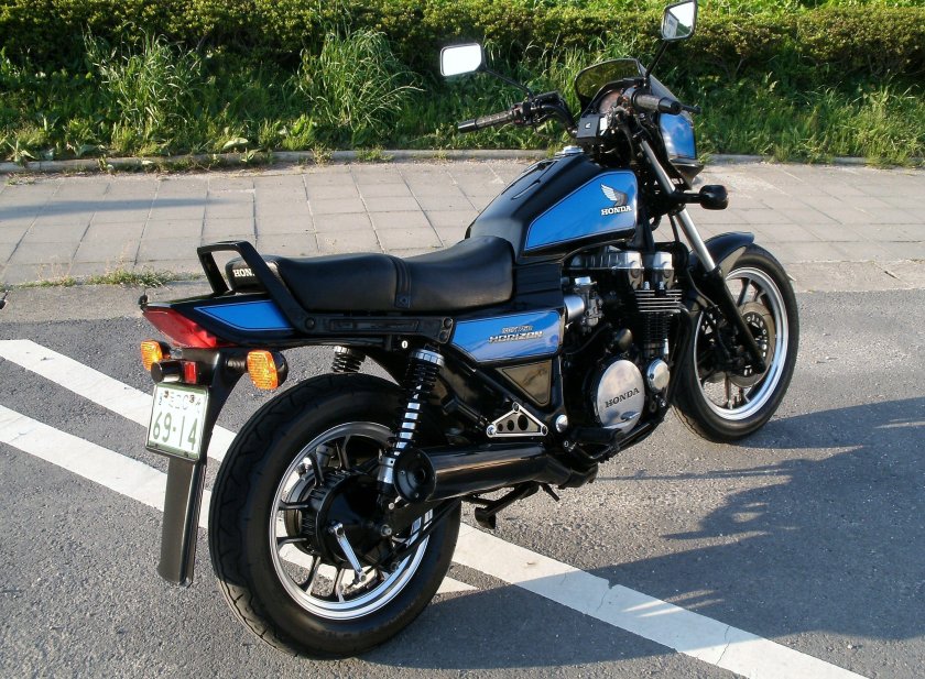 Honda cbx750f