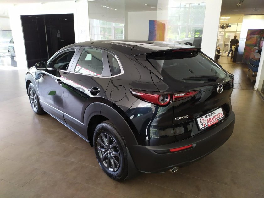 Мазда cx30 черная