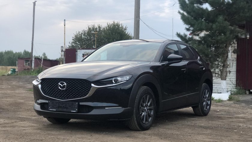 Мазда cx30 черная