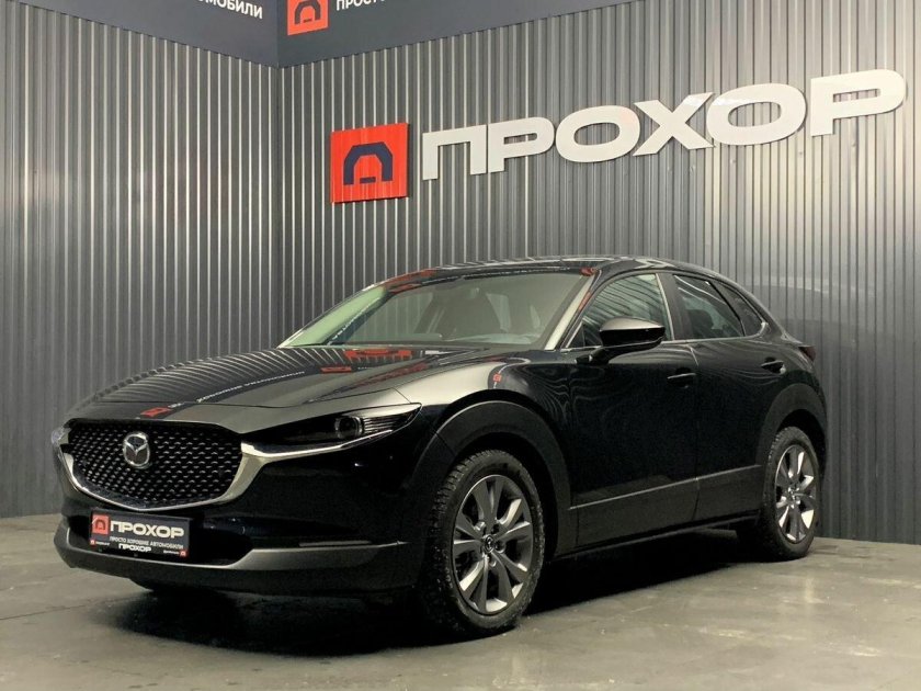 Мазерати Леванте 2017 года