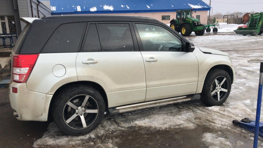 Suzuki Grand Vitara диски r18