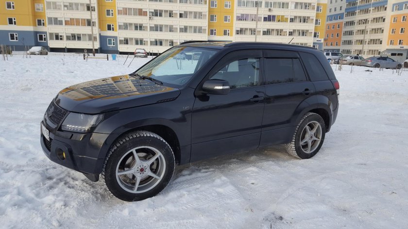 Сузуки Гранд Витара 2008 чёрная