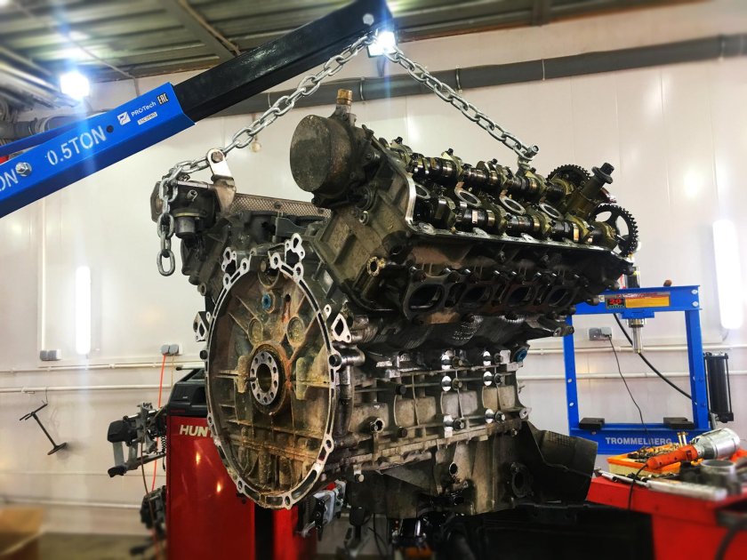 Демонтаж двигателя