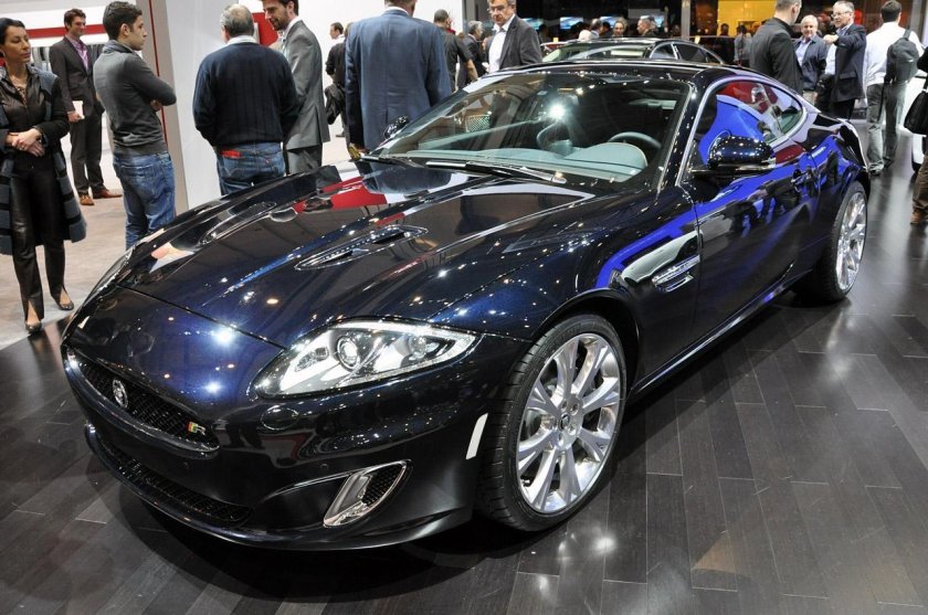 Ягуар XKR 2012