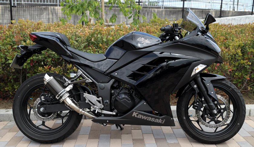 Kawasaki Ninja 250r черный