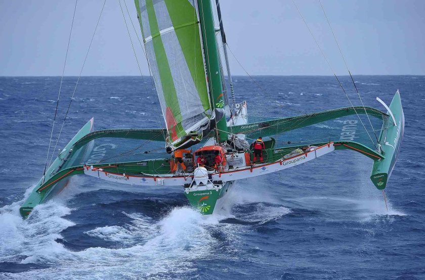 Тримаран парусный