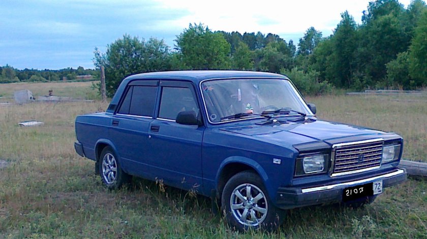 ВАЗ 2107 цвет Валентина