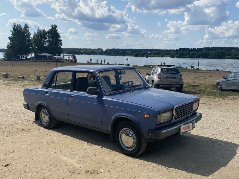 ВАЗ 2107 1990
