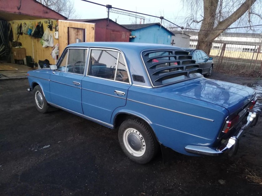 ВАЗ 2103 цвет Валентина