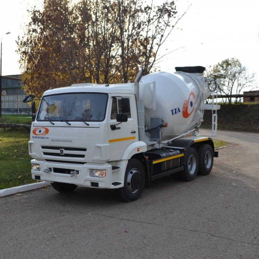 Автобетоносмеситель 58145