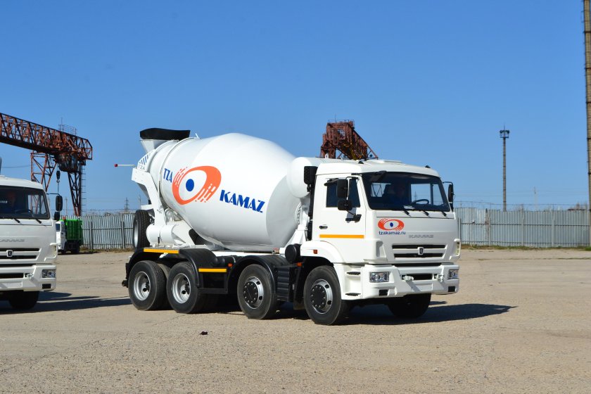 Автобетоносмеситель 58145