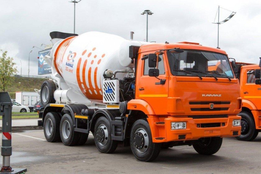 Автобетоносмеситель 5814y9 на шасси КАМАЗ-6540