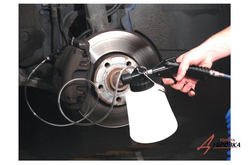 Система для прокачки тормозной жидкости