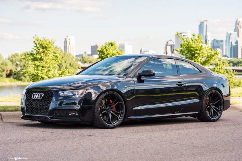 Audi s5 Black
