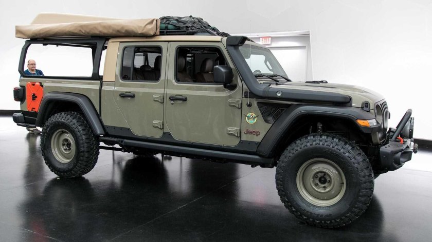 Джип Вранглер экспедиционный