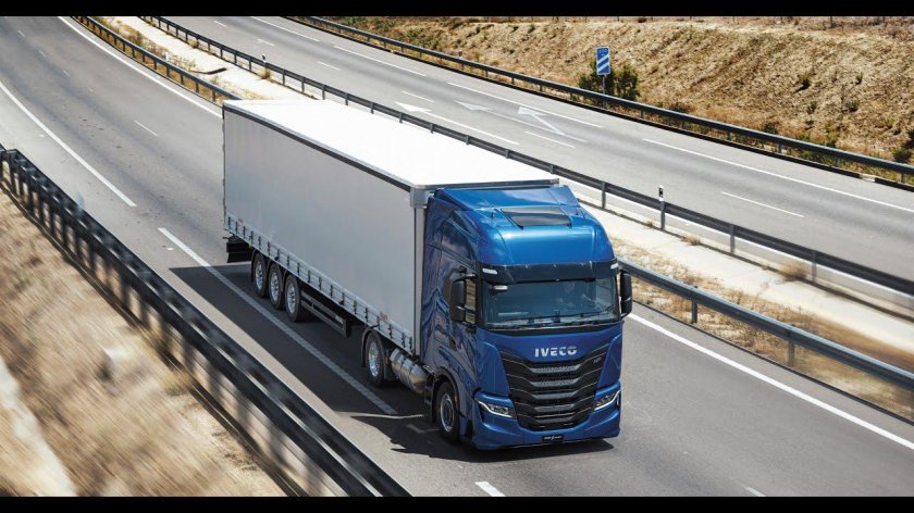 Iveco фура