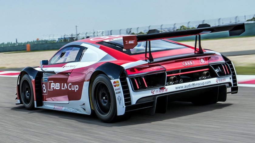 Audi r8 LMS 2015