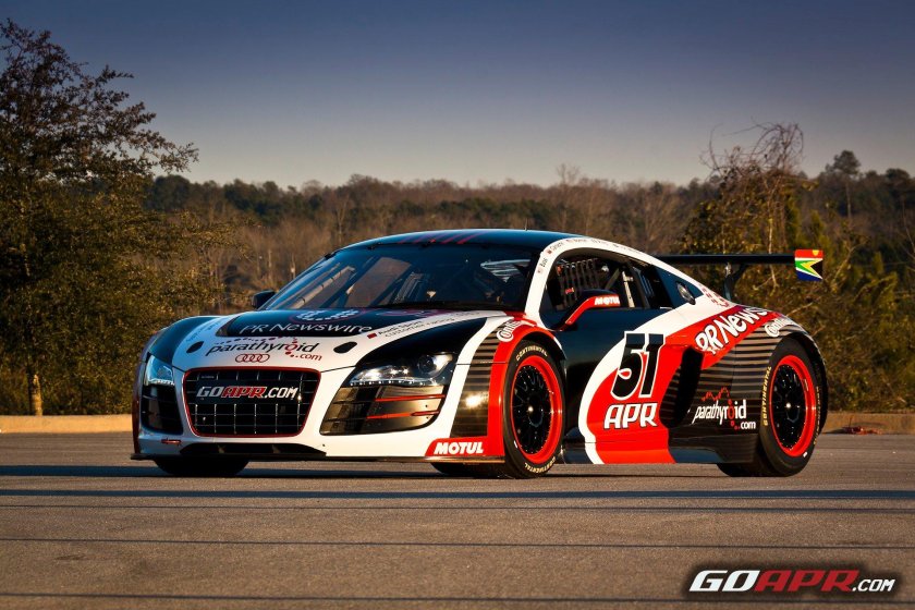 Audi r8 гоночная