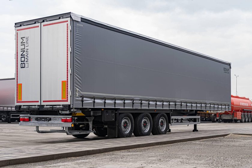 Полуприцеп Бонум шторный