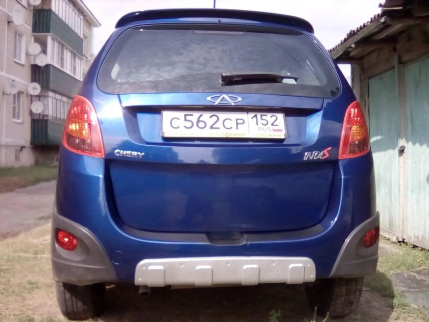 Бампер чери Индис