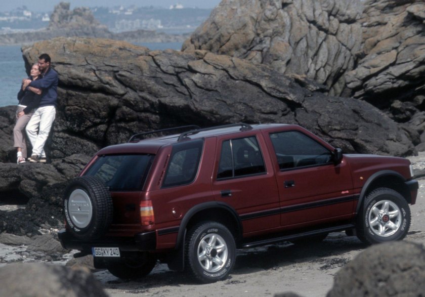 Опель джип Фронтера