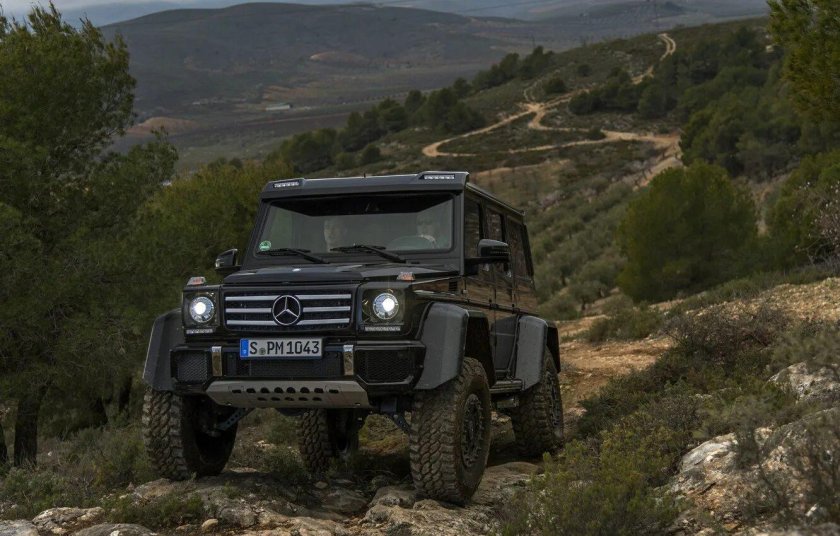 Mercedes Benz g500 4x4