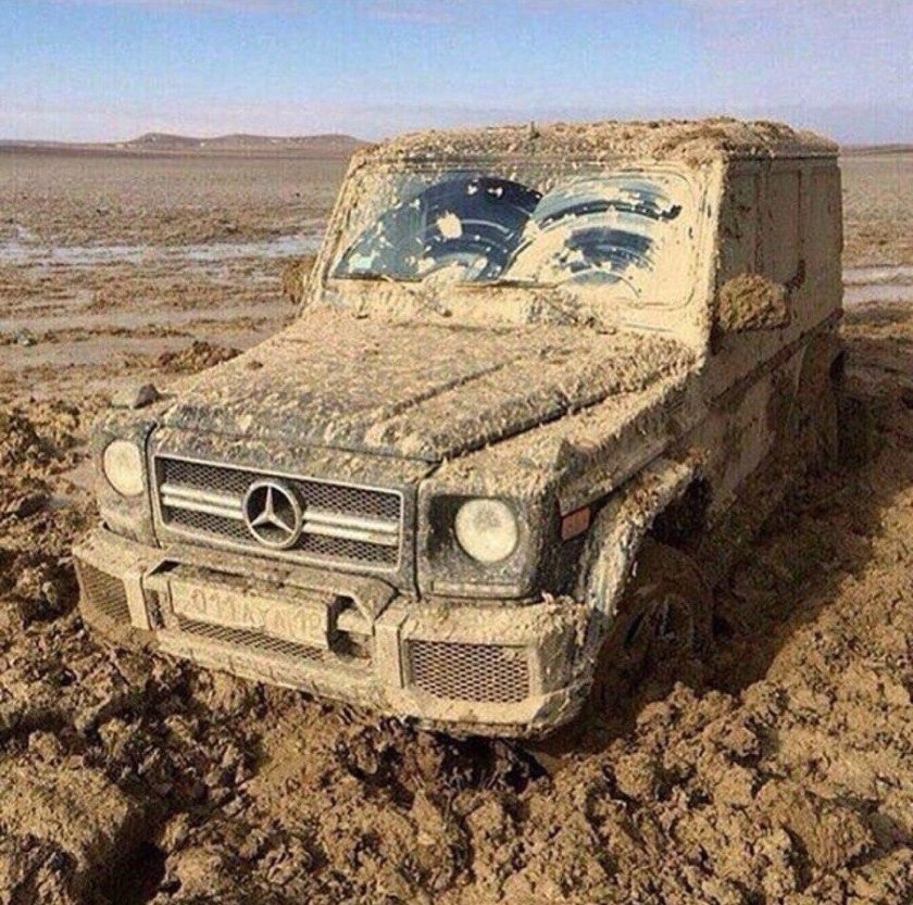 Гелендваген в грязи