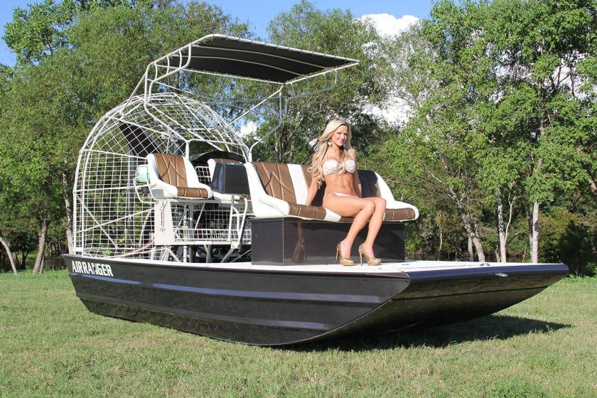Лодка Airboat