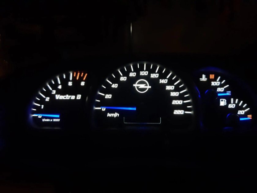 Пересвет панели Опель Вектра б