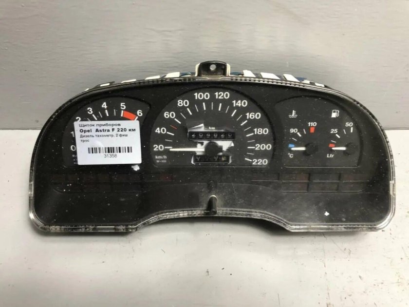 Панель приборов Опель Астра ф 1992
