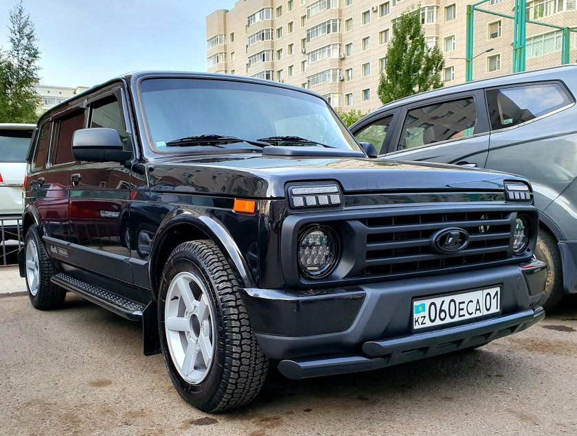 Нива Урбан 5д