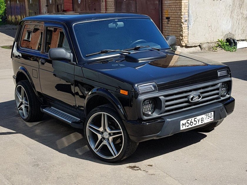 Нива 2121 Урбан