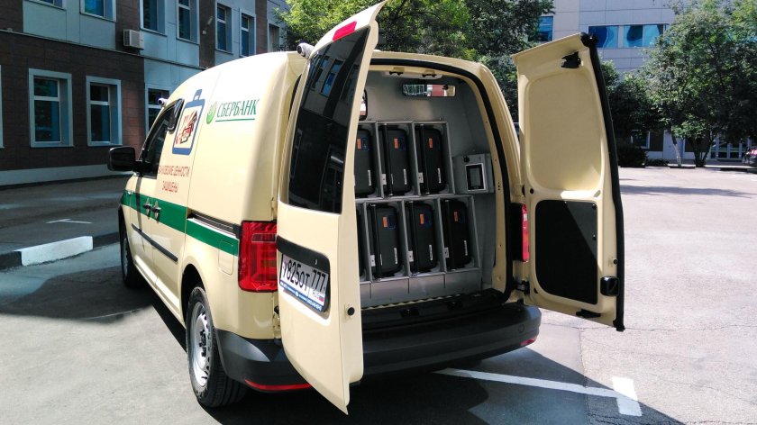 Инкассаторская машина РОСИНКАС