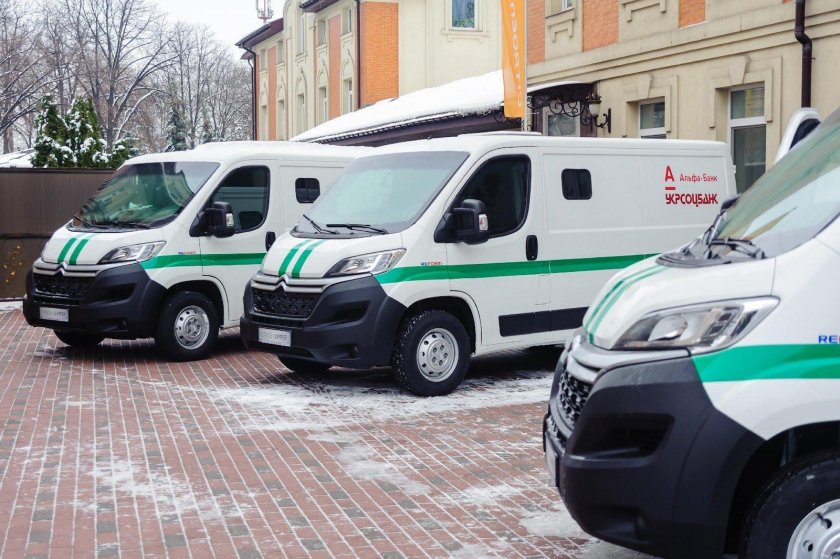 Инкассаторский броневик Форд