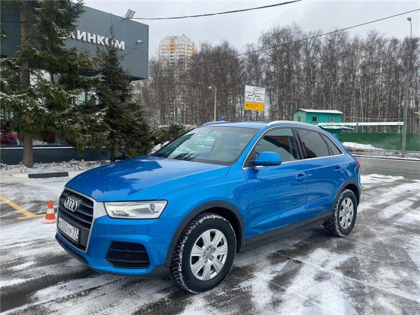 Audi q5 голубая