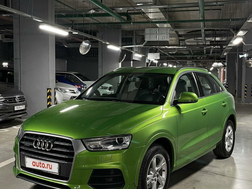 Audi q3 зеленая