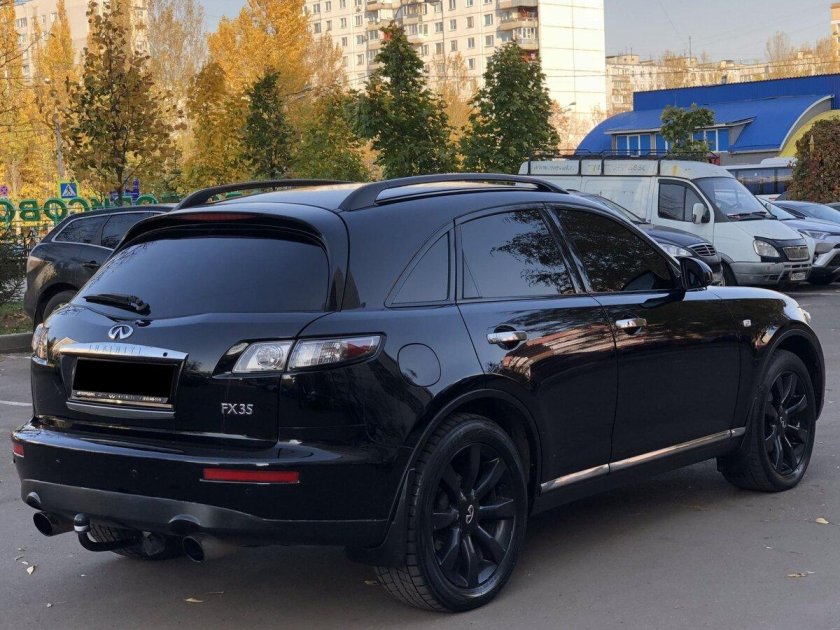 Infiniti fx35 черный