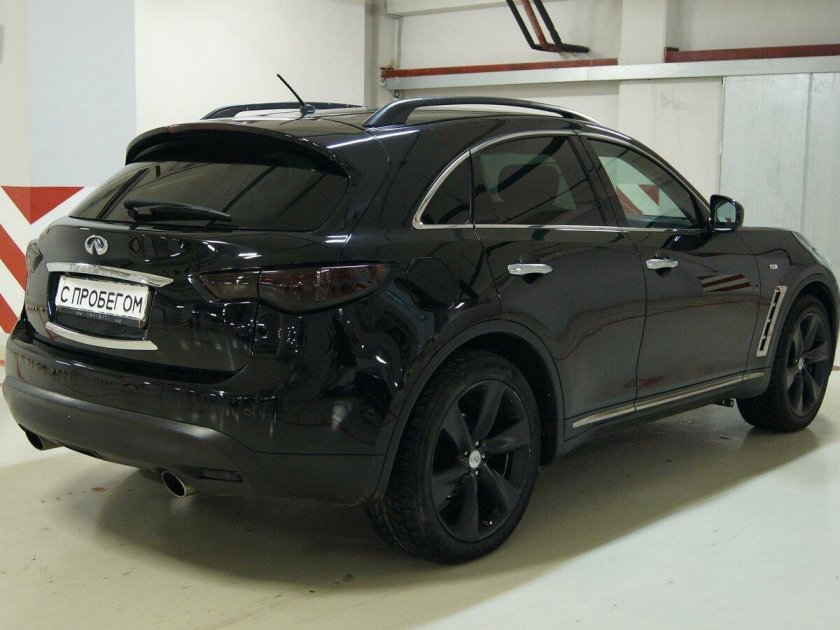 Infiniti fx35 черный