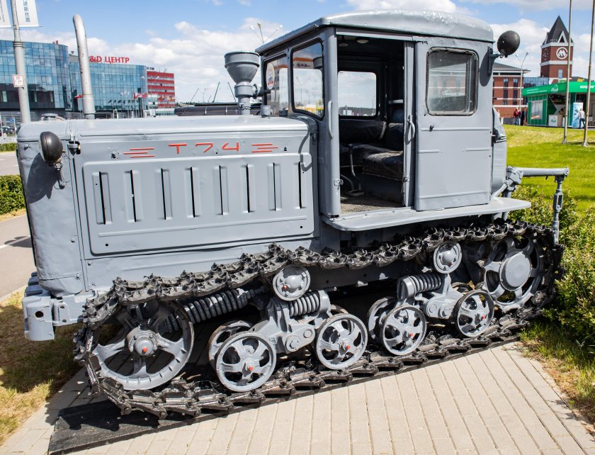 ХТЗ 74 трактор