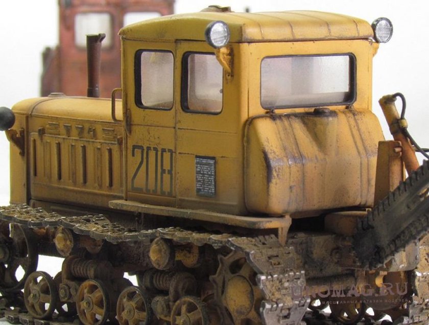 Т-74 гусеничный трактор