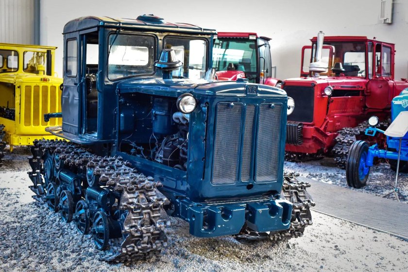 Трактор ДТ 54 СТЗ