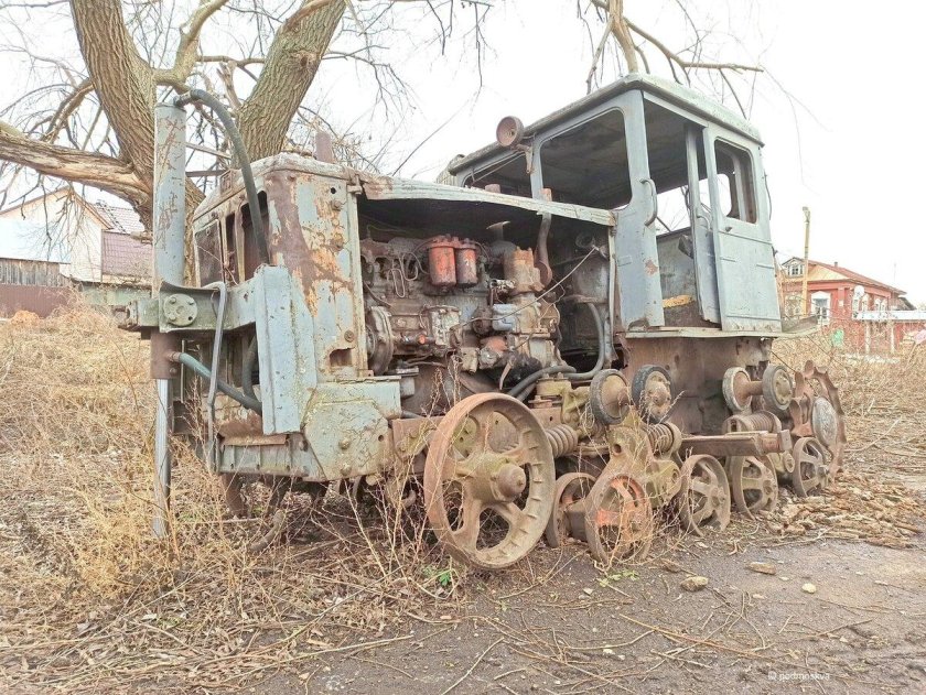 ДТ-74 трактор