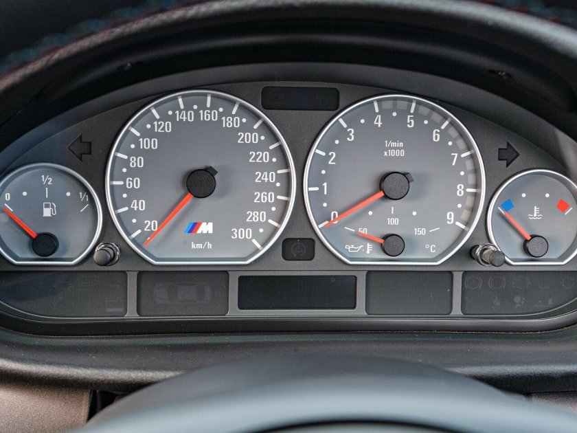 Приборная панель BMW e46