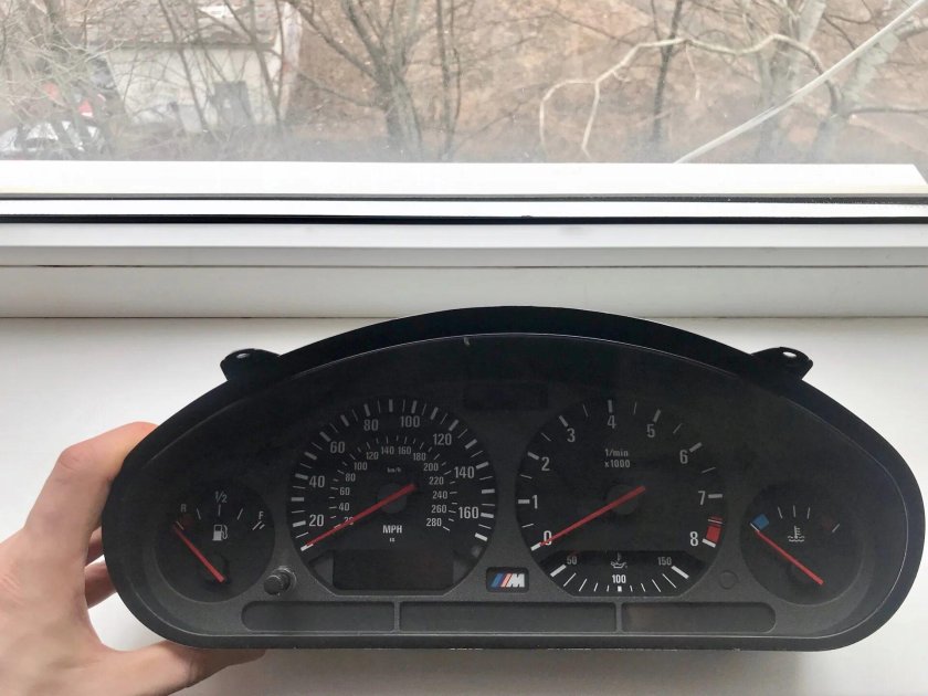 E36 приборная панель