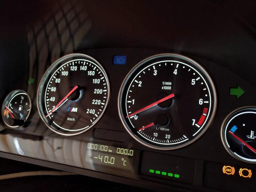 Щиток приборов БМВ е60