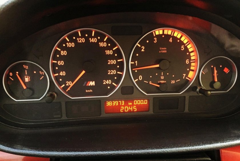 Значки на приборке БМВ е46