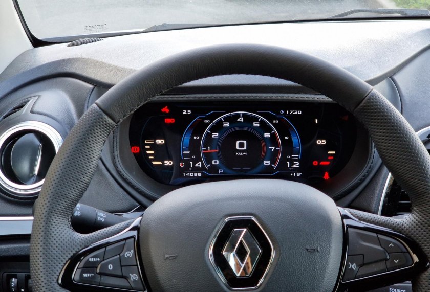 Приборная панель Рено Каптюр