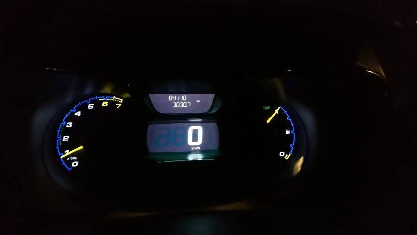 Renault Captur панель приборов